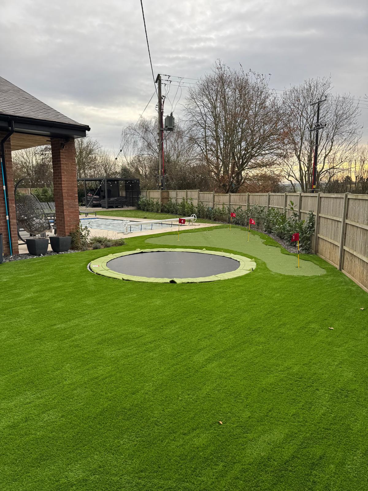 Luxury garden with putting green in London