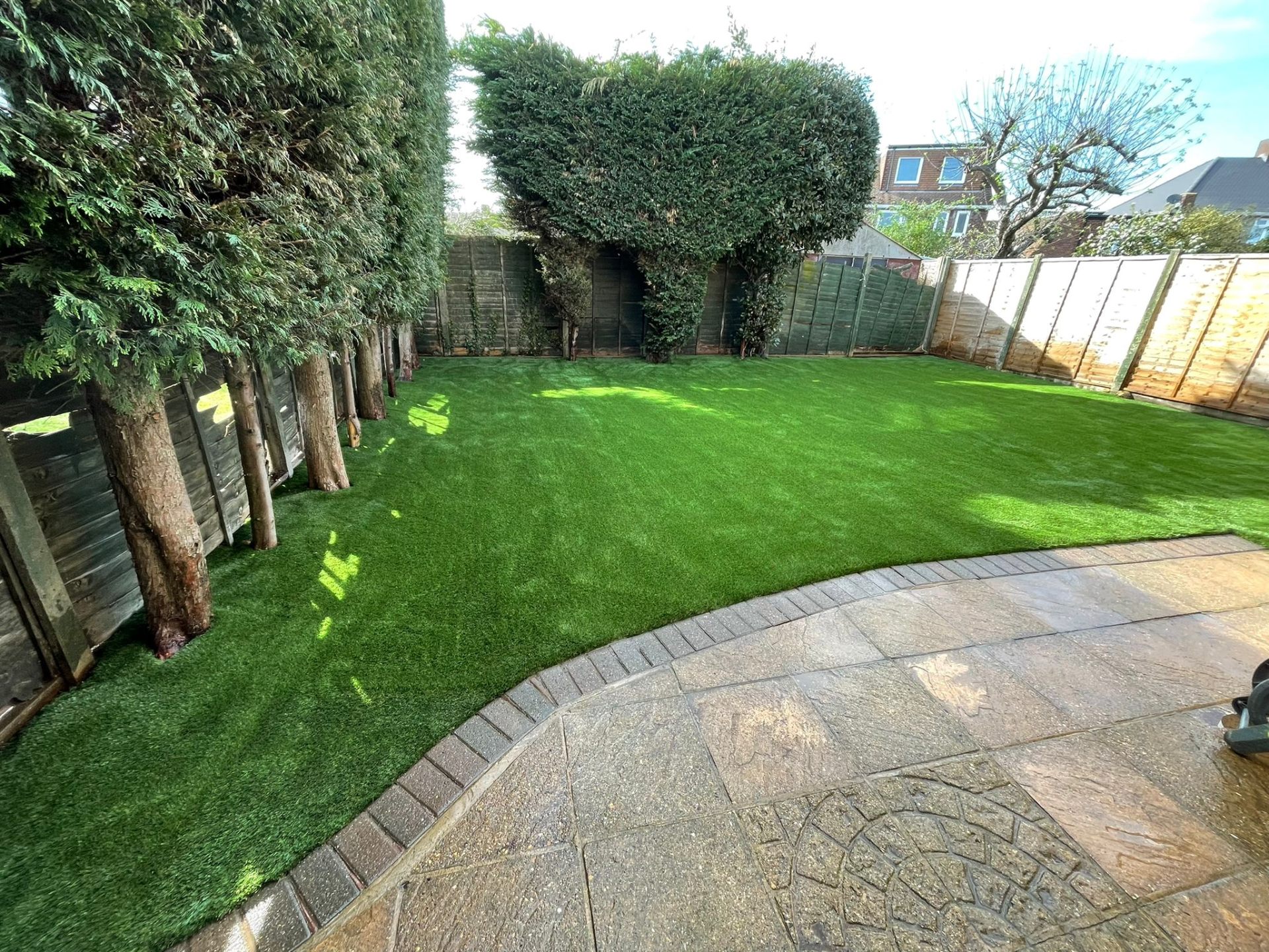 Curved lawn in Ealing