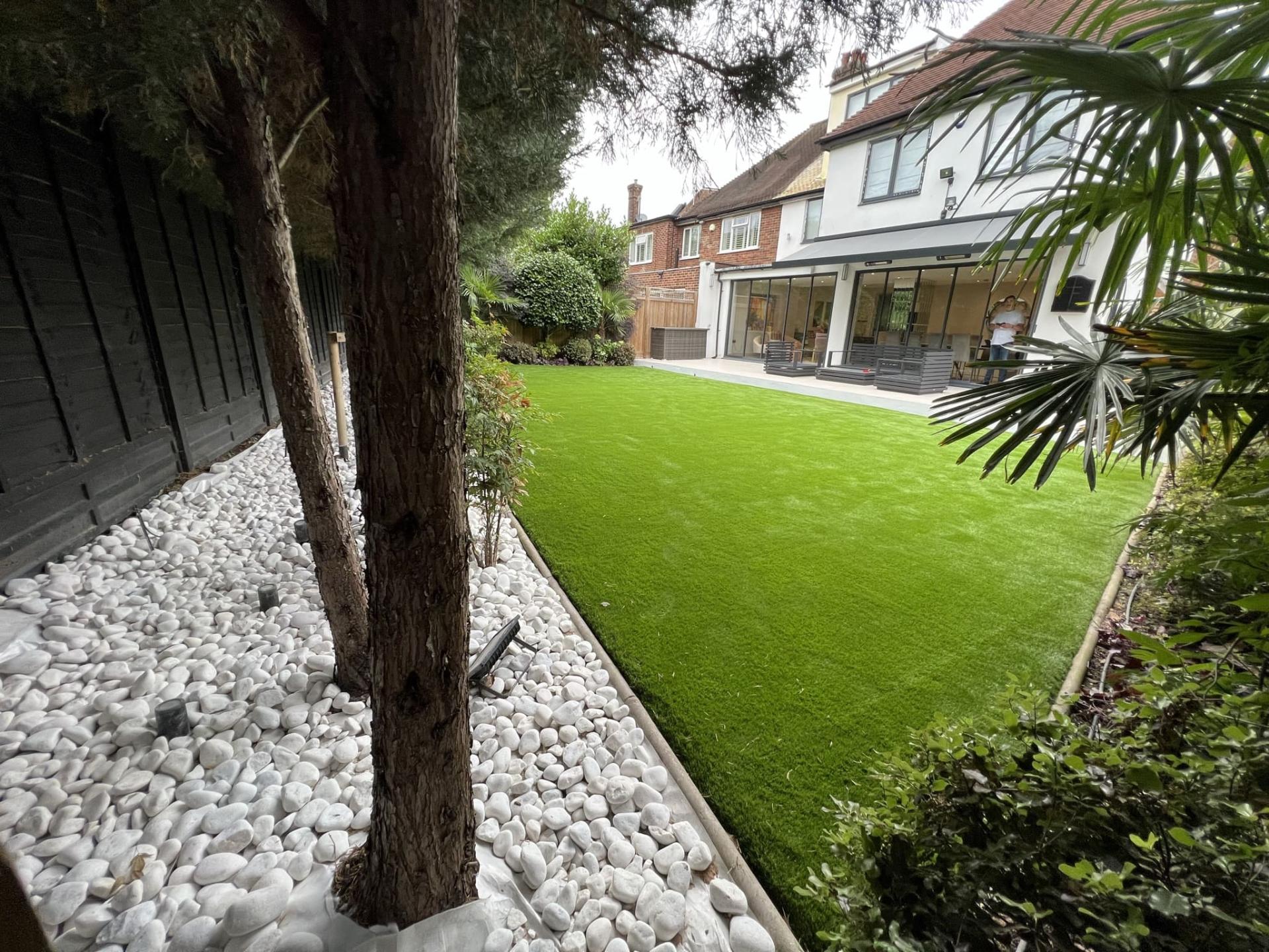 Premium lawn in Hampstead