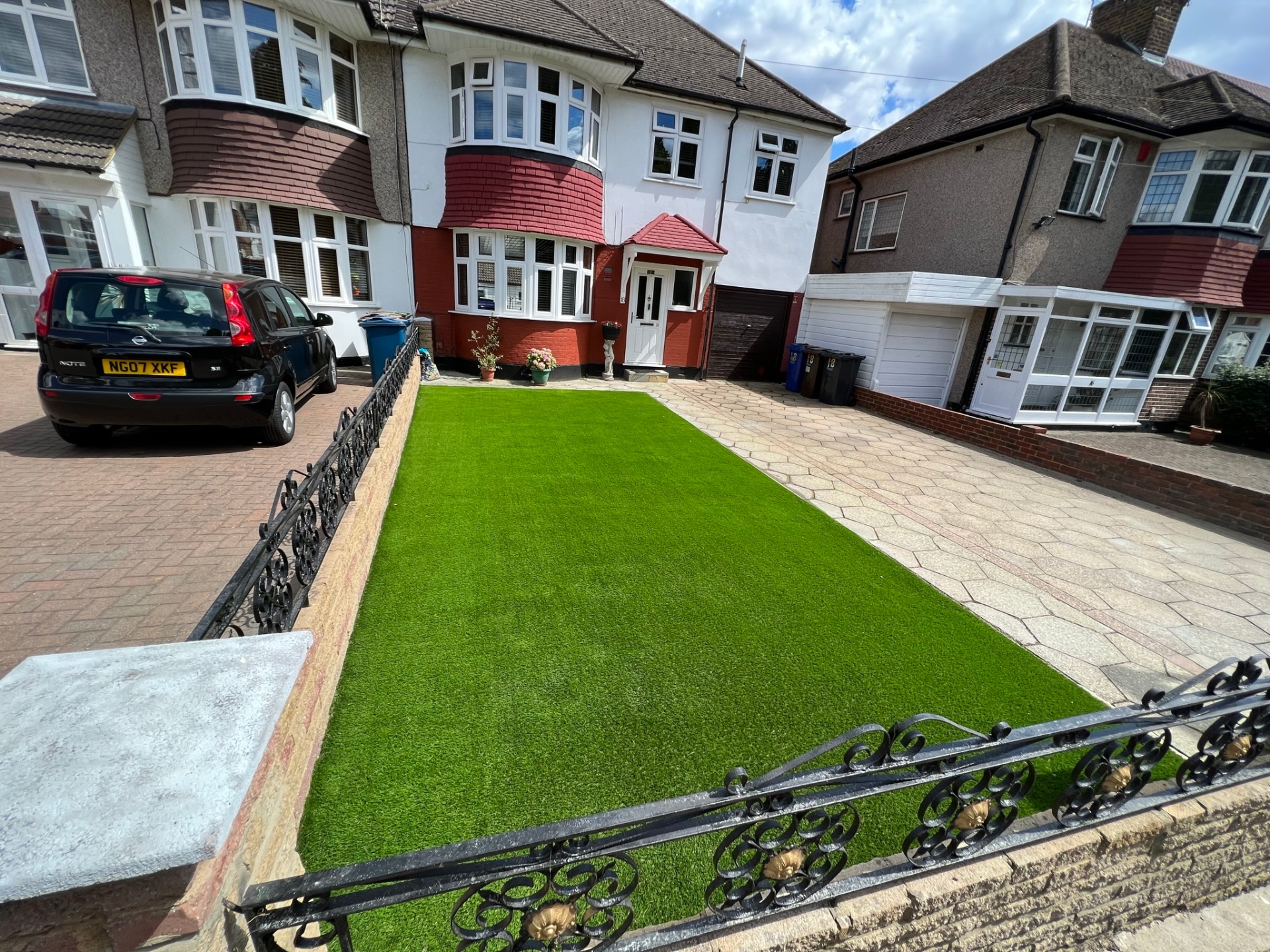 Front garden with paved driveway in Stanmore